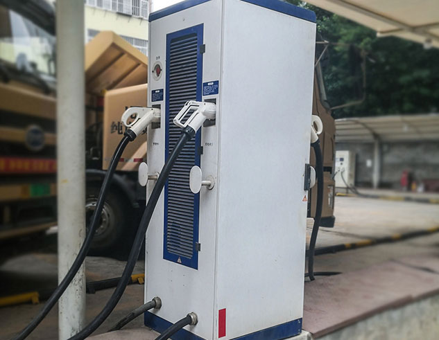 180KW/240KW雙槍/四槍一體式直流充電樁